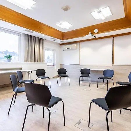 Hotel Reinisch - Near Vienna Airport Schwechat