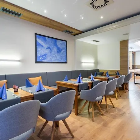 Hotel Reinisch - Near Vienna Airport Schwechat