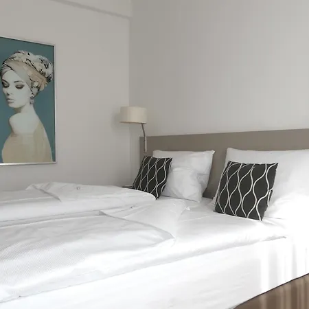 Reinisch - Near Vienna Airport Hotel