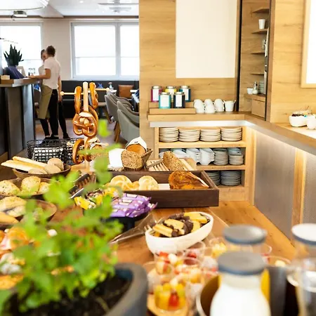 Reinisch - Near Vienna Airport