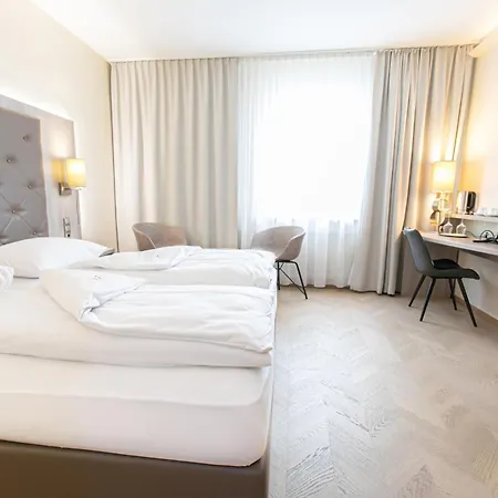 Reinisch - Near Vienna Airport
