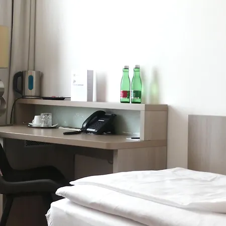 فندق Reinisch - Near Vienna Airport 4*