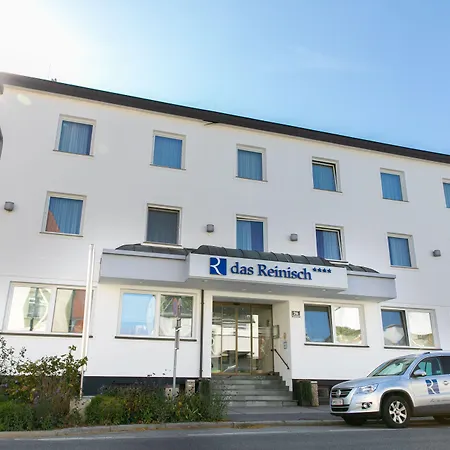 Reinisch - Near Vienna Airport שווכאט