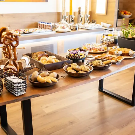 Reinisch - Near Vienna Airport Schwechat